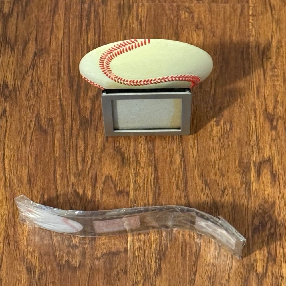 🔸Baseball Picture Frame Set🔸 - Picture 2 of 11